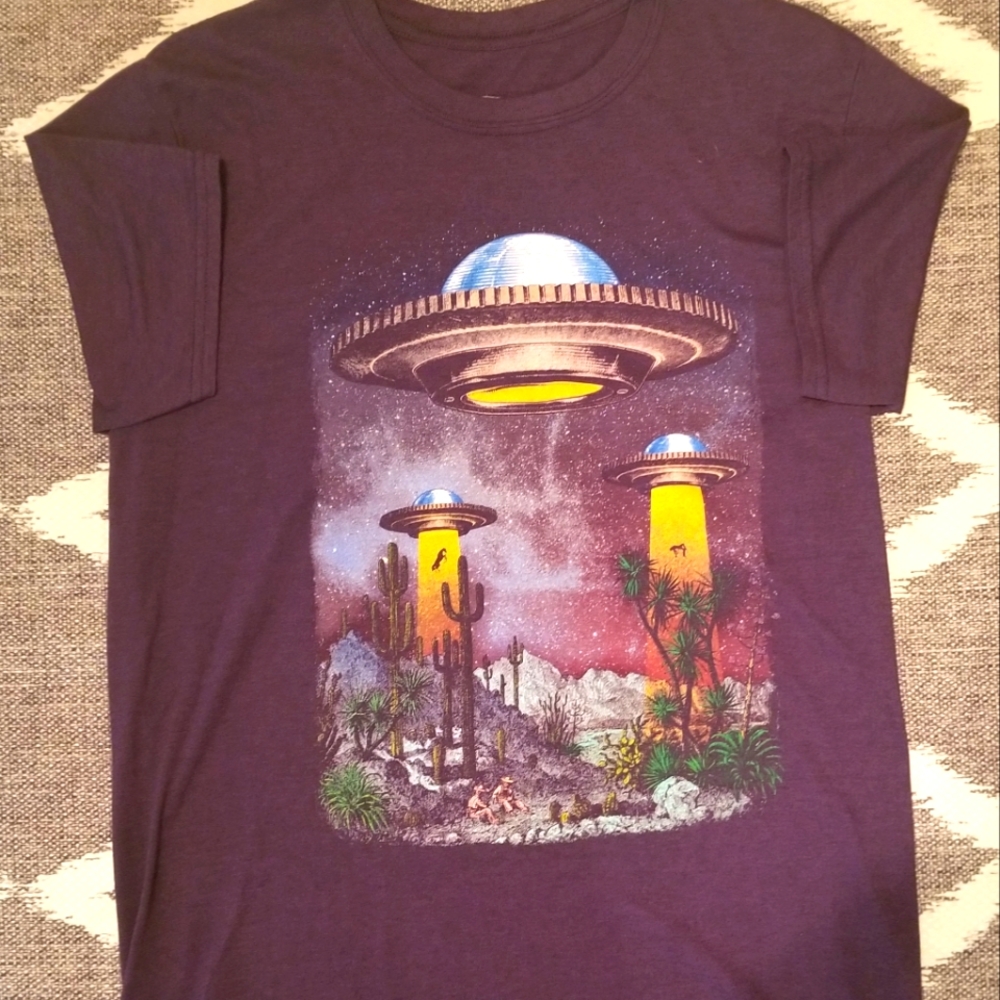 Men's Large Tshirt